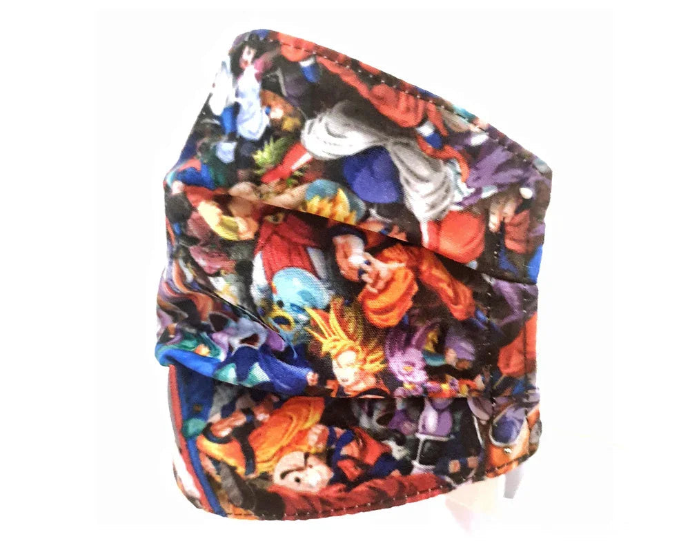 Mascarilla reutilizable de tela con estampado de personajes de anime y dibujos coloridos