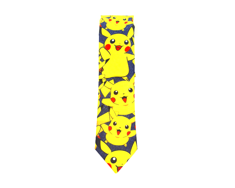 Corbata Pikachu fondo gris